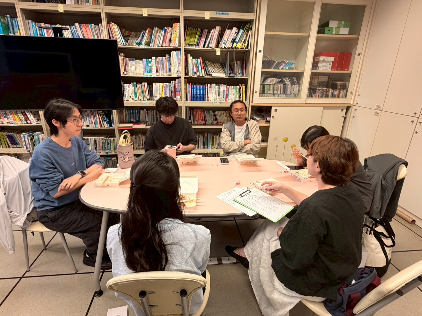 LINE_ALBUM_114-1第三次返校座談_251203_5